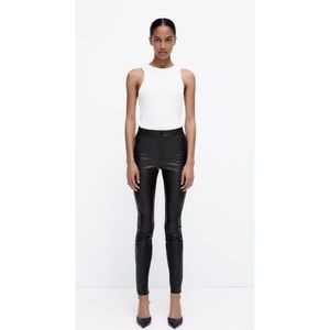 Zara faux leather leggings in a Large